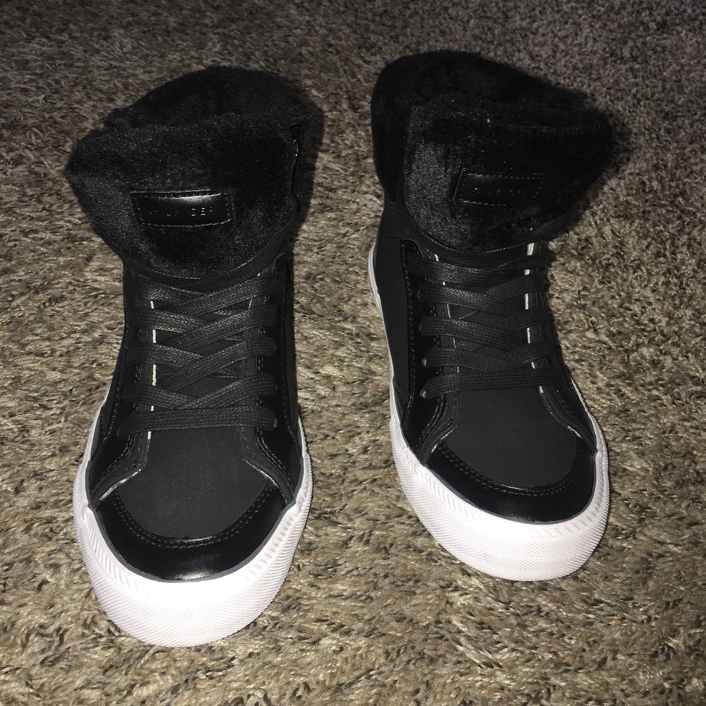 Tommy Hilfiger woman’s shoes